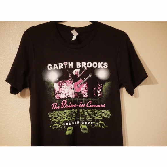 Size: Small Garth Brooks 2020 The Drive-In Concert Men's Black T-Shirt - Picture 5 of 6